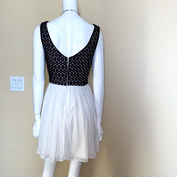 B Darlin junior dress size 11/12 - Picture 3 of 4